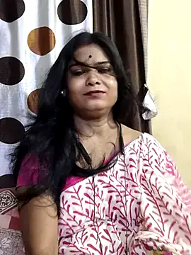 Offline yoursweety09 on StripChat