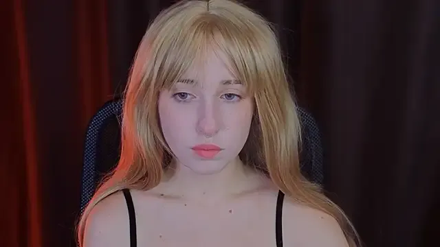 StripChat YukiMisa is Freechat YukiMisa — oil my booty