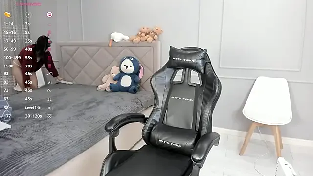 Offline Yunleah on StripChat