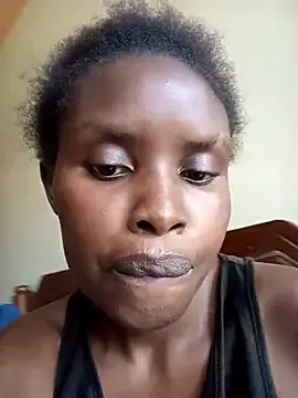 Offline zainabsmile on StripChat