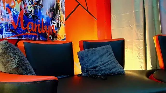 ZaraRousse from StripChat