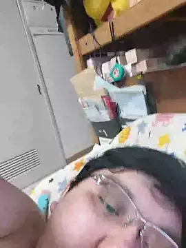 Offline zeusu0095 on StripChat