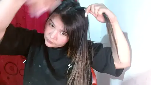 Offline zoe_adhara on StripChat