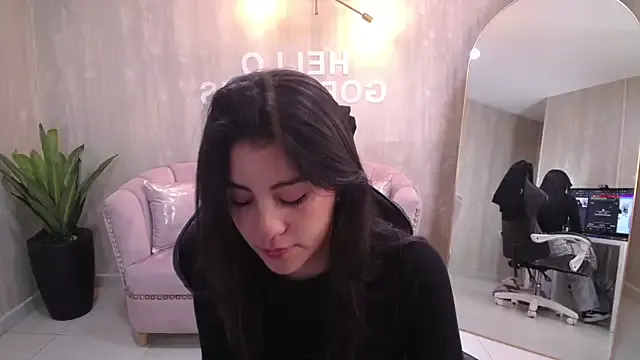 Offline Zoe_Blaze_A on StripChat