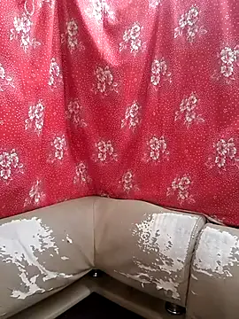 Offline Zuli_Kiska on StripChat